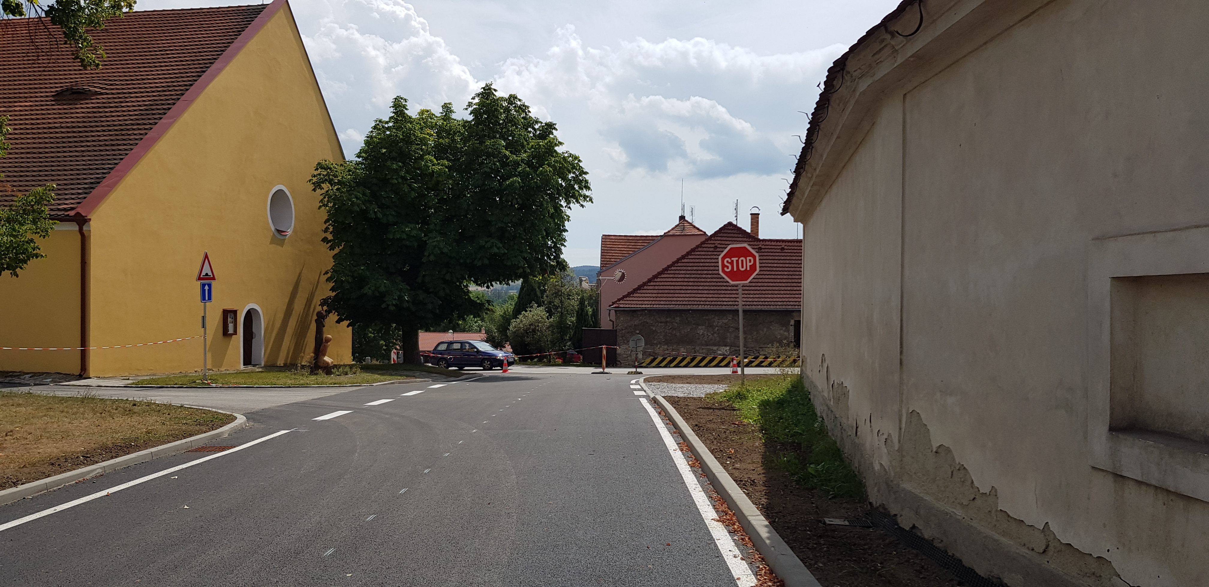 Rekonstrukce silnice III/02218 Katovice                 - Vej- og brobyggeri