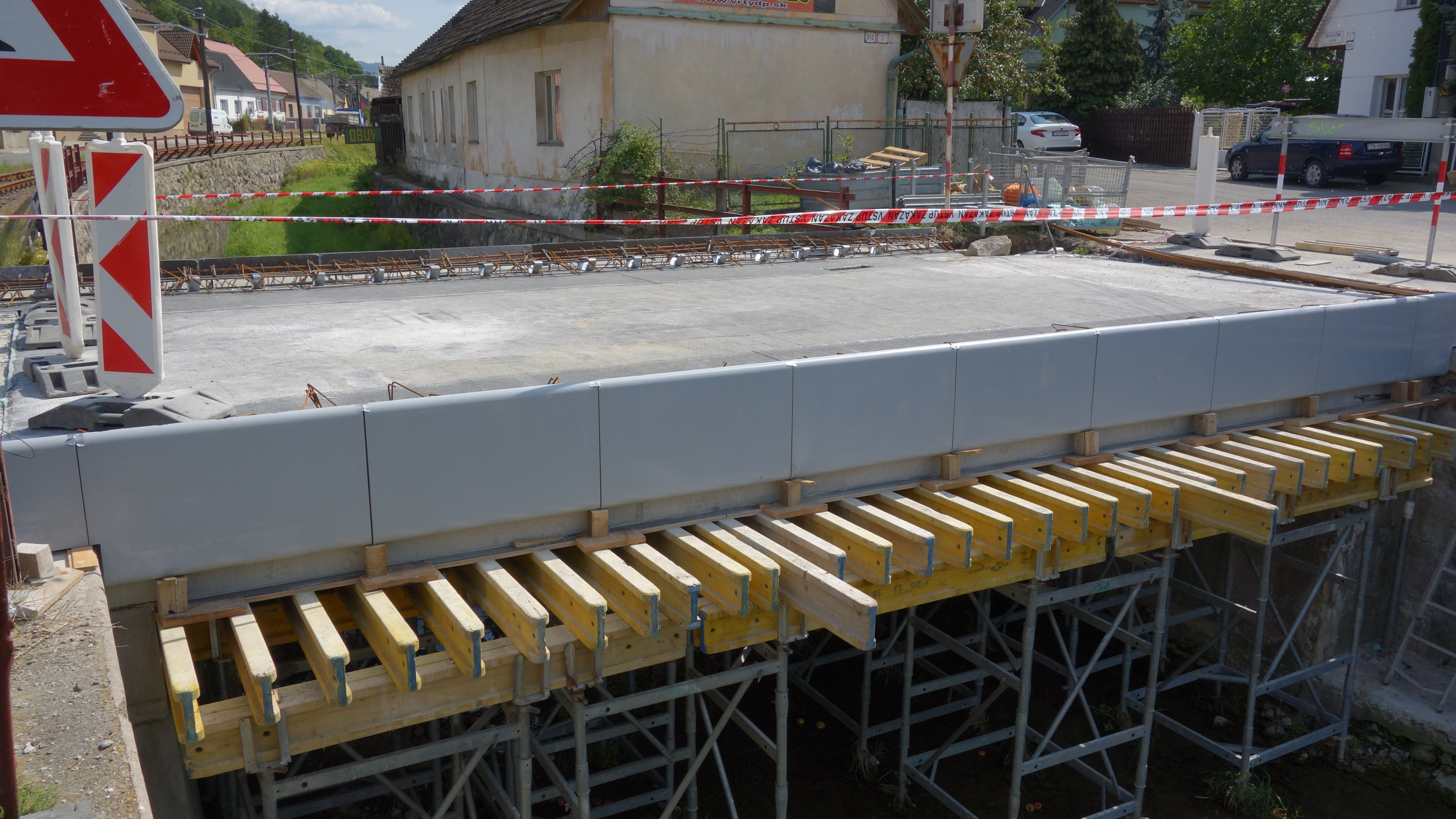 Prestavba mosta cez Tepličku v Trenčianskej Teplej - Vej- og brobyggeri