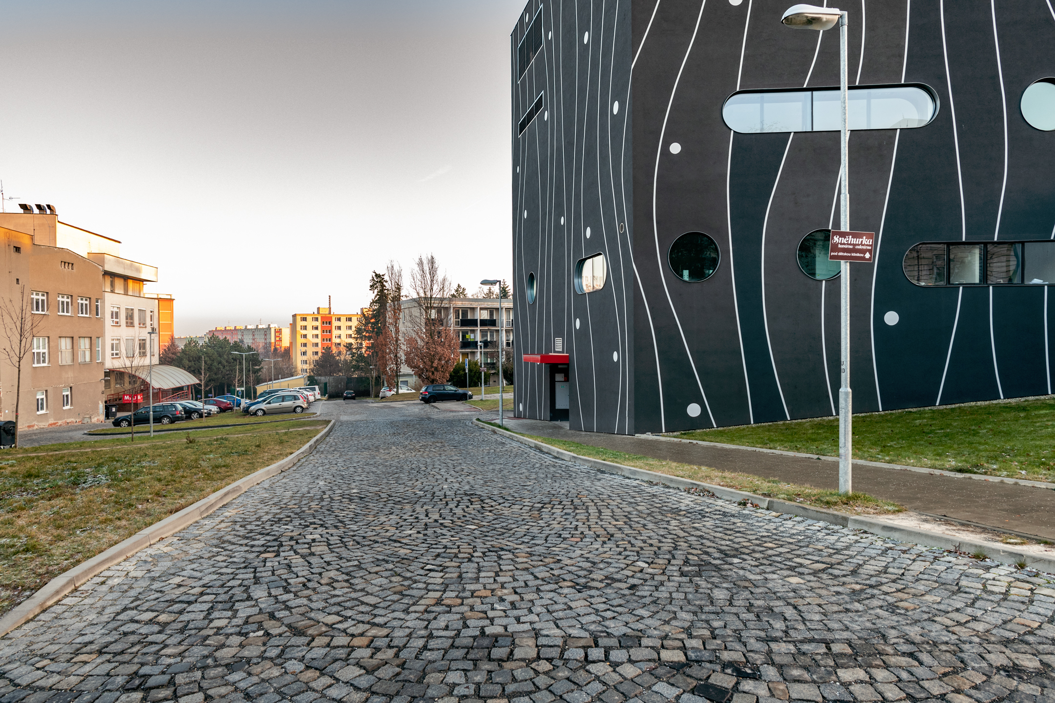 Olomouc – realizace parkoviště u Fakultní nemocnice Olomouc - Vej- og brobyggeri