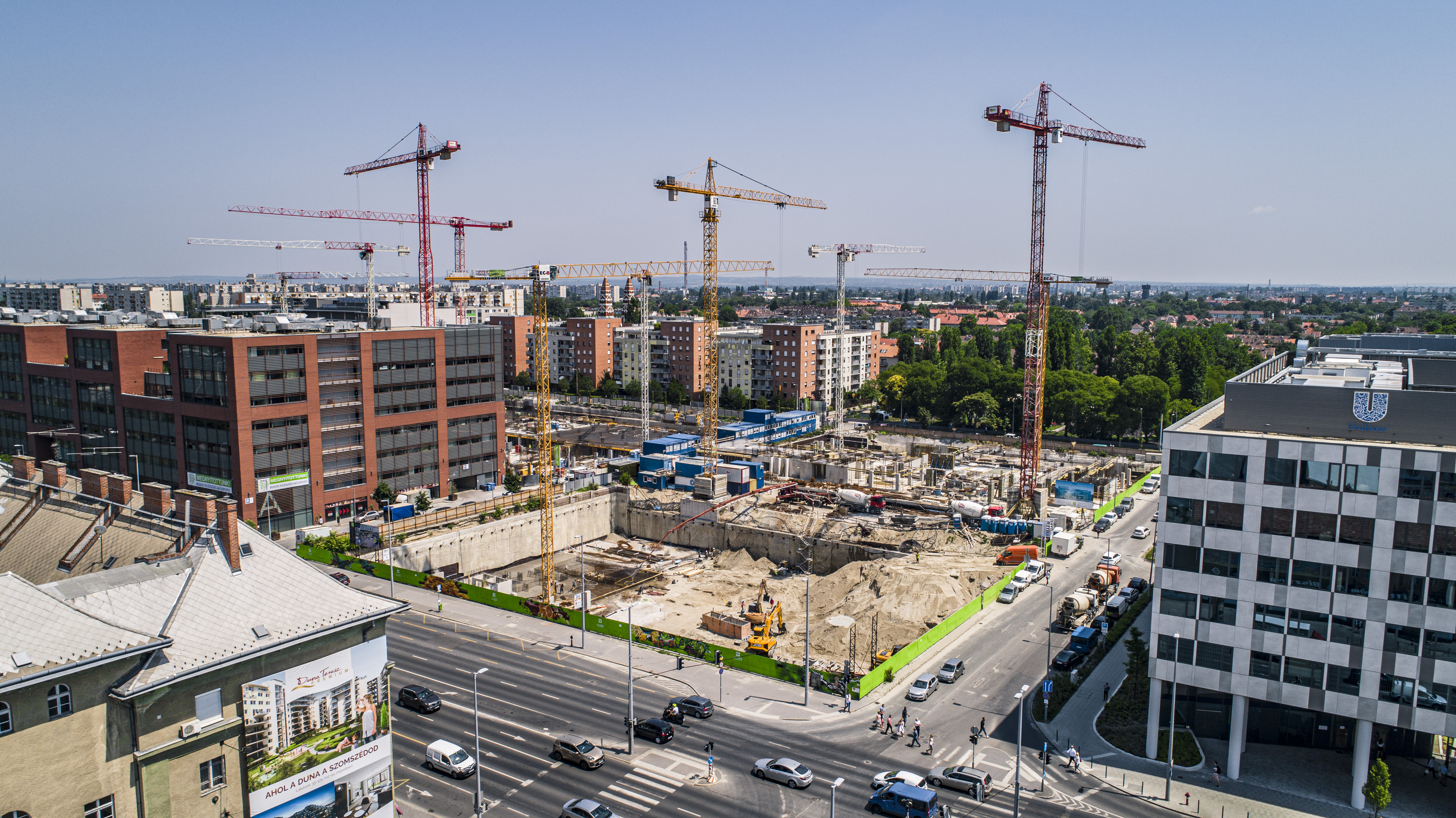 Váci Greens 'E', 'F' mélyalapozási munkái  - Byggevirksomhed