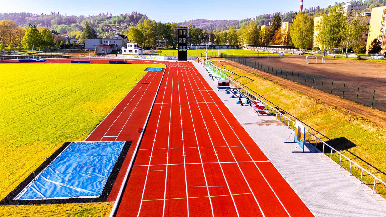 Rekonstrukce Atletického stadionu v Semilech - Special kompetencer