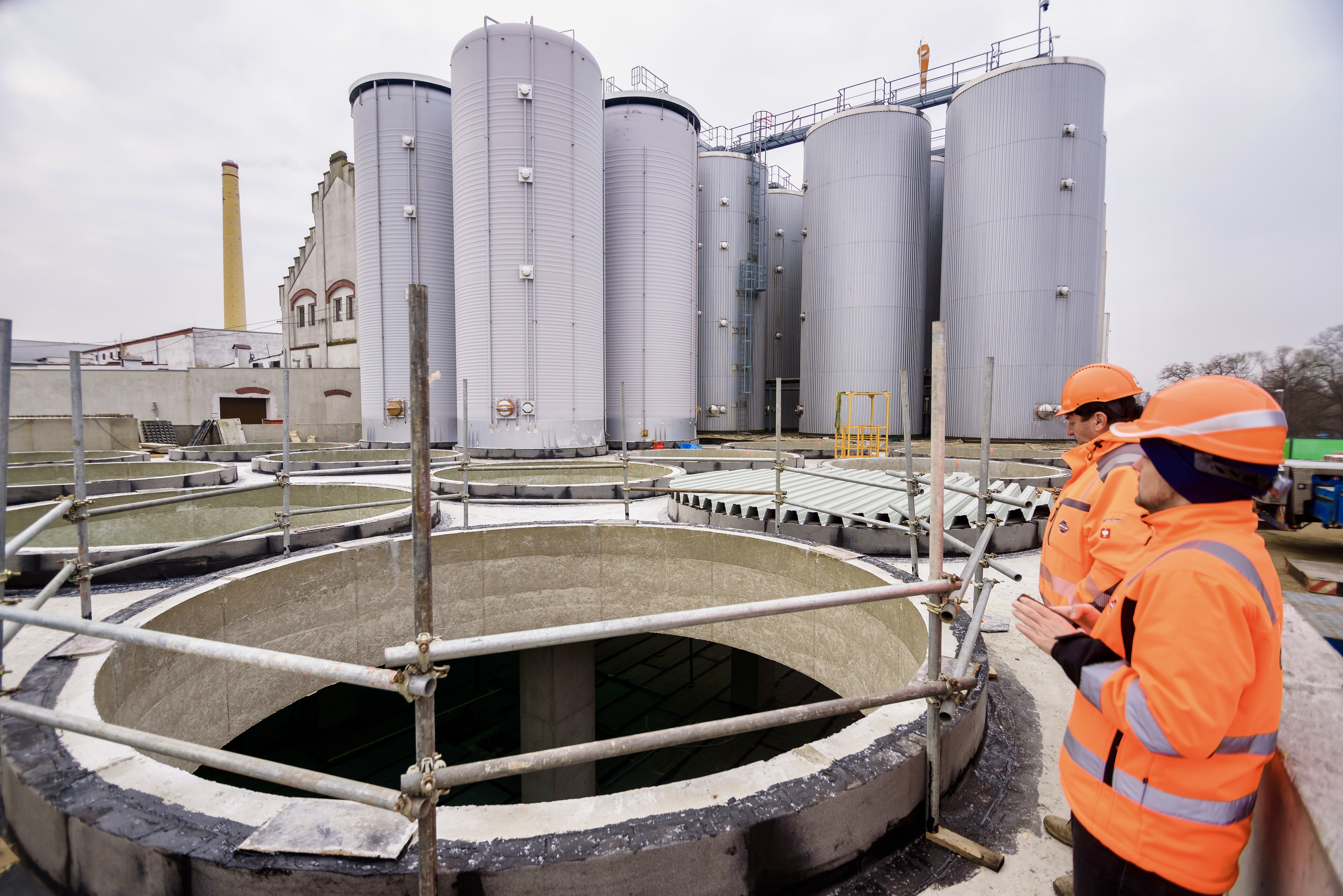 Pivovar Velké Popovice – budova CKT tanků - Byggearbejde