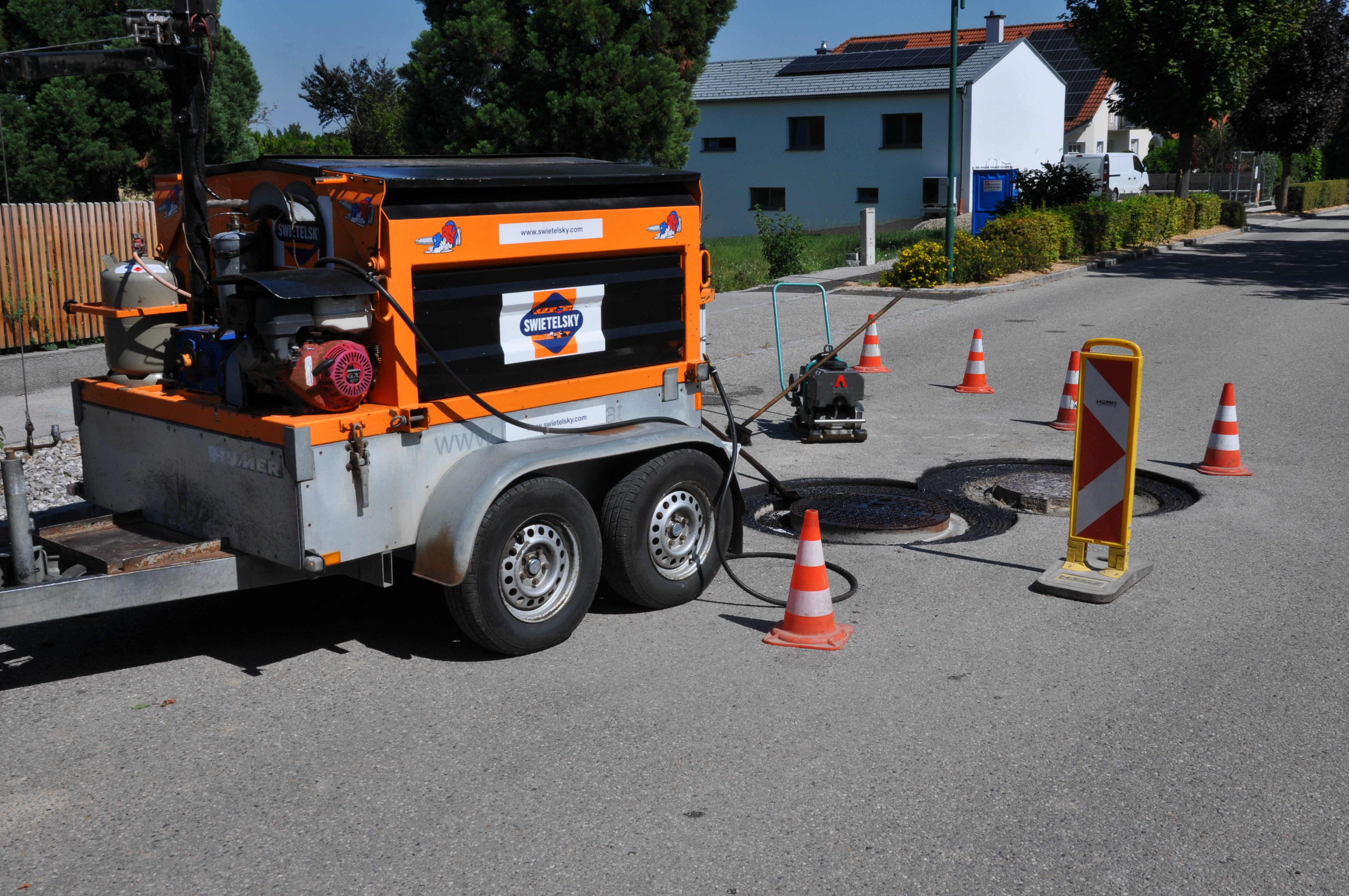 Schachtdeckel sanieren, heben und angleichen - Special kompetencer