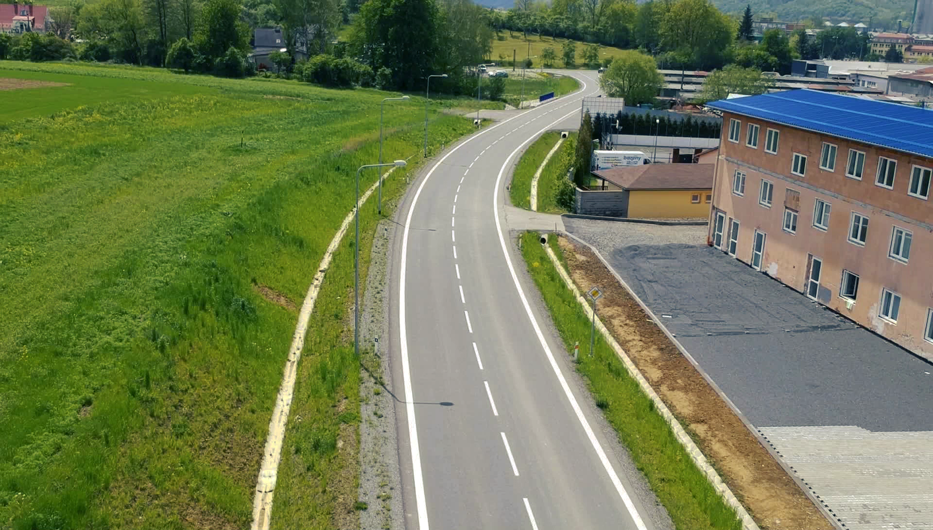 Silnice I/35 – výstavba úseku Lešná – Valašské Meziříčí (II. a III. etapa) - Vej- og brobyggeri