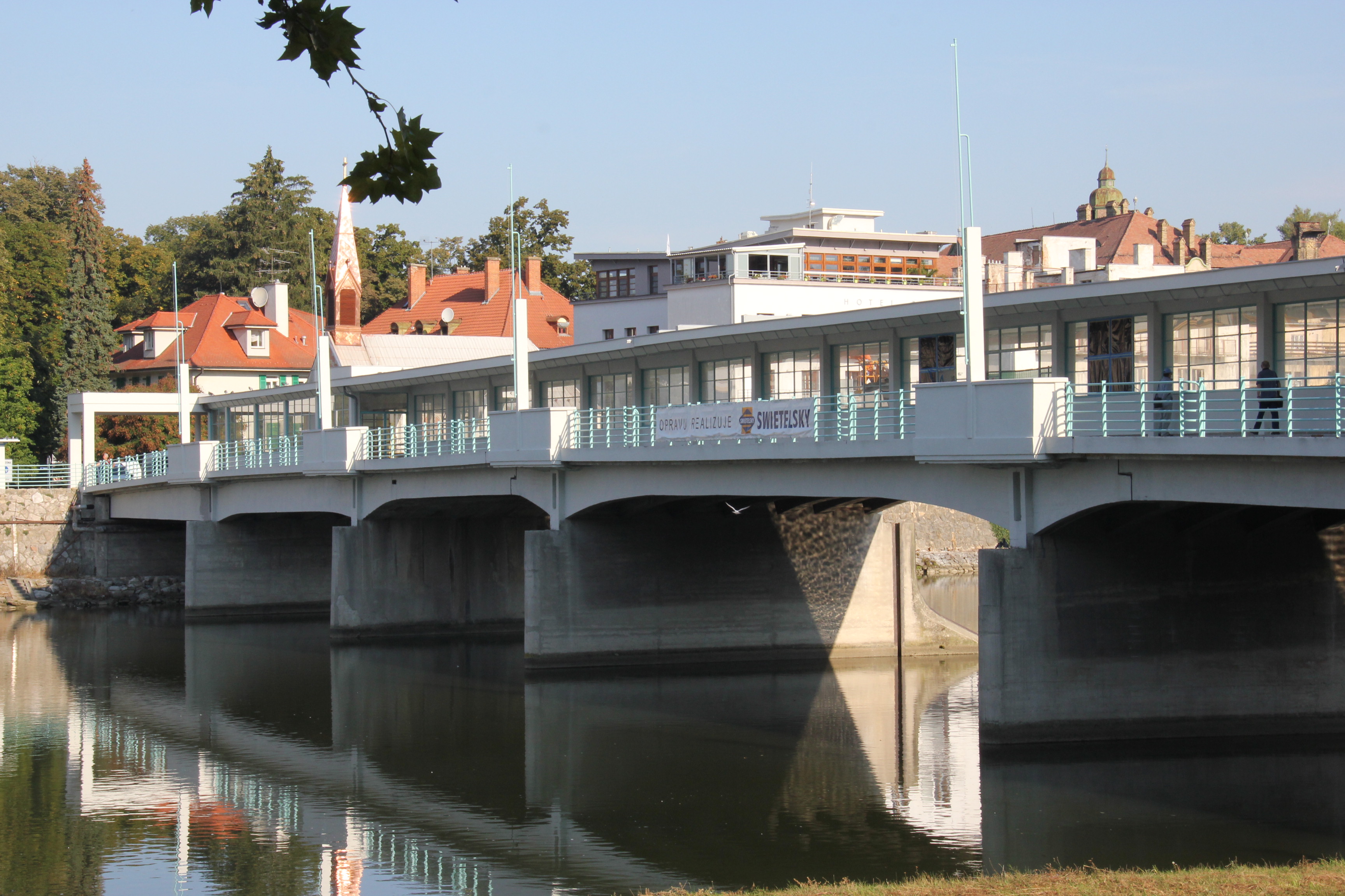 Rekonštrukcia Kolonádového mosta v Piešťanoch - Vej- og brobyggeri