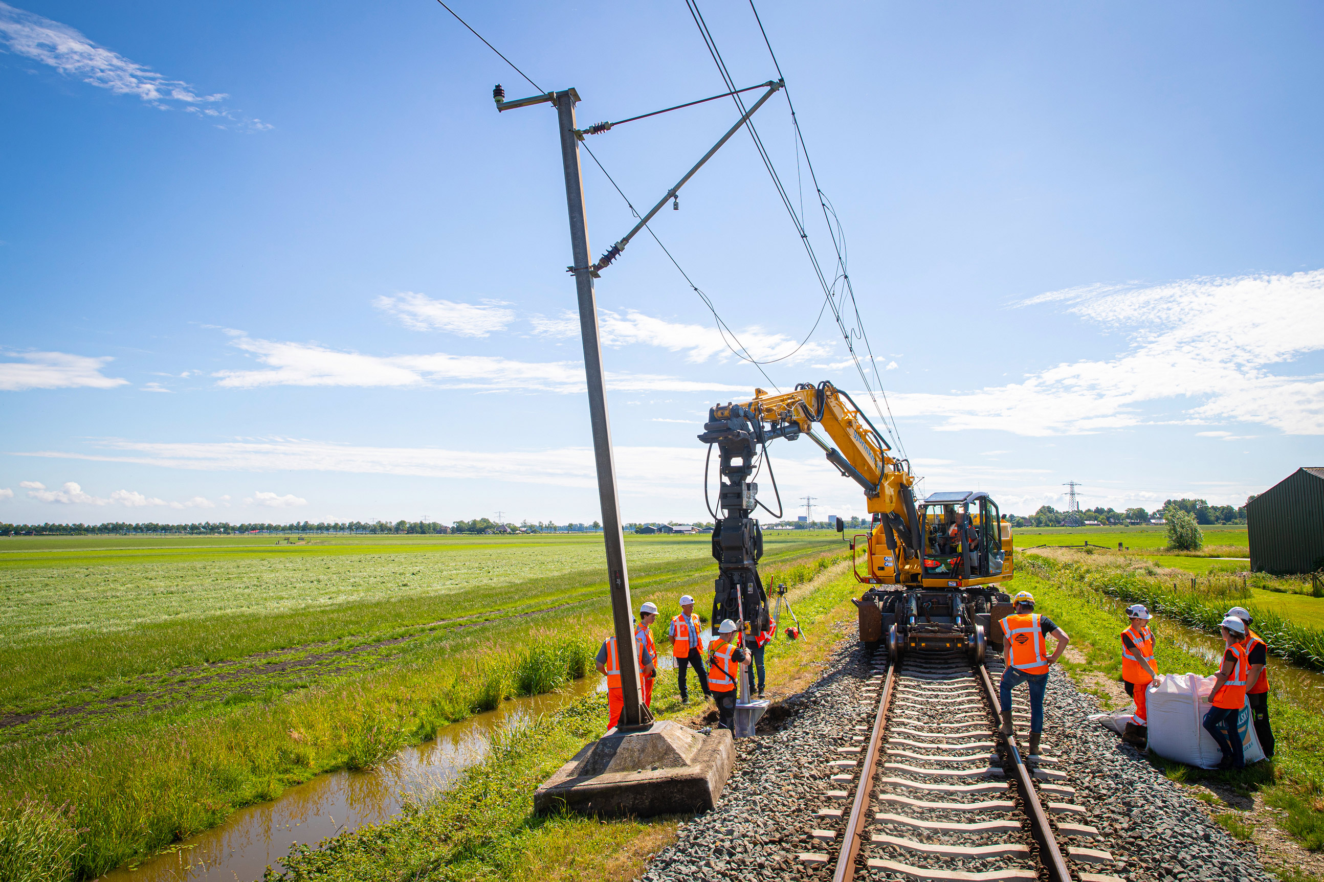 Vernieuwde fundamenten, Heerhugowaard-Enkhuizen - Jernbanearbejde