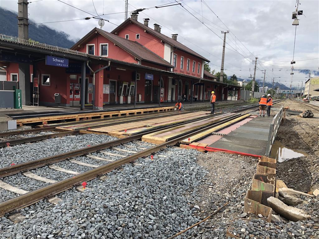 Bahnhofsumbau, Schwaz - Jernbanearbejde