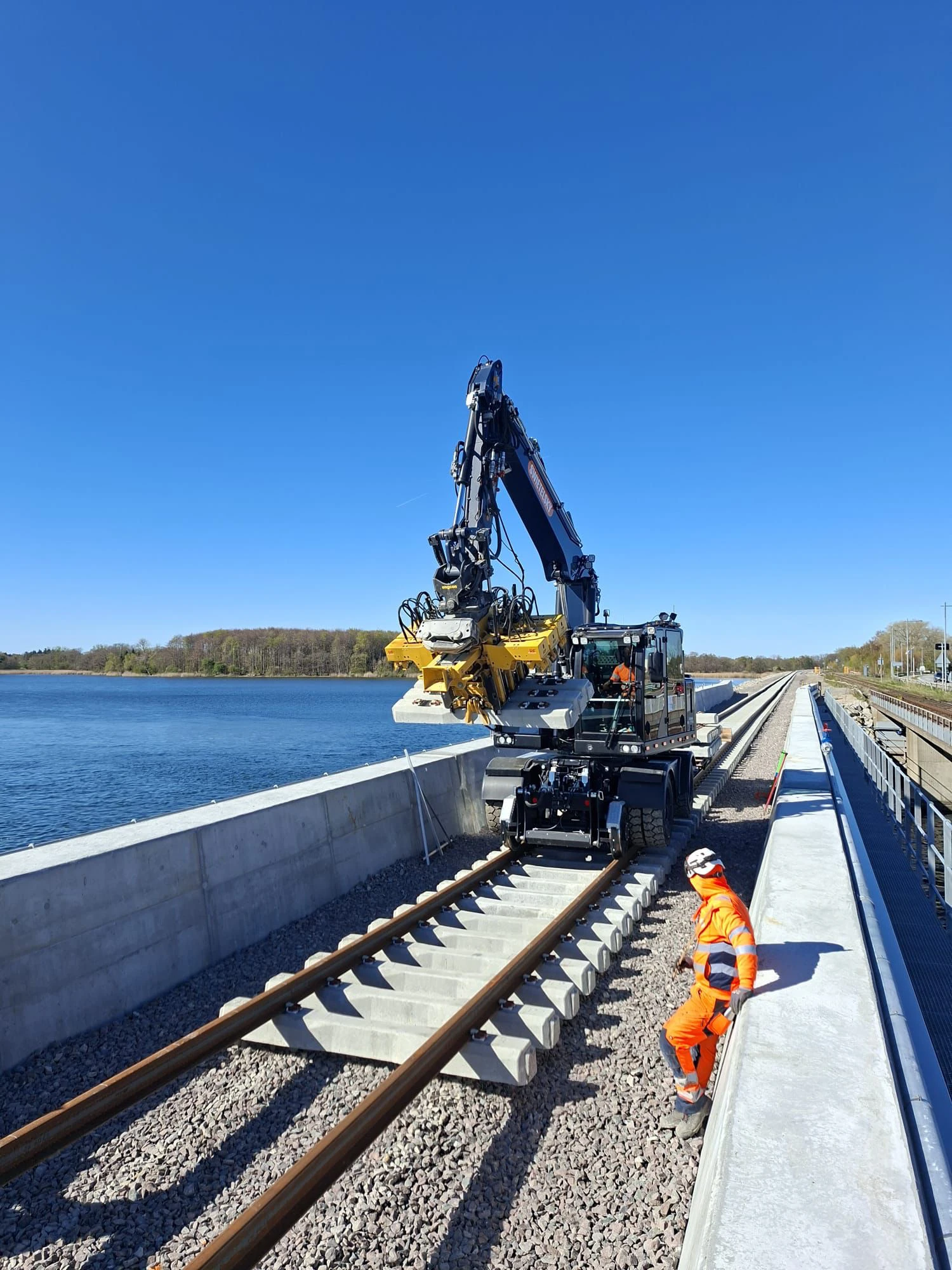 06524C8d D283 4Dd2 B132 B0e533e39c6d