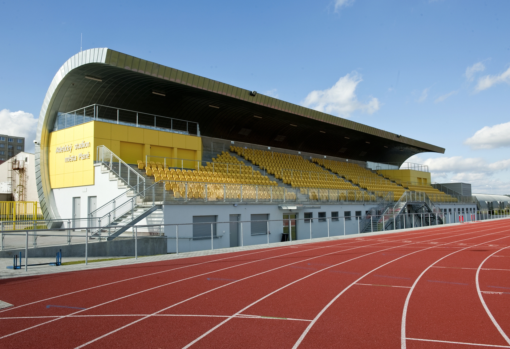 Plzeň - atletický stadion Skvrňany - Byggearbejde