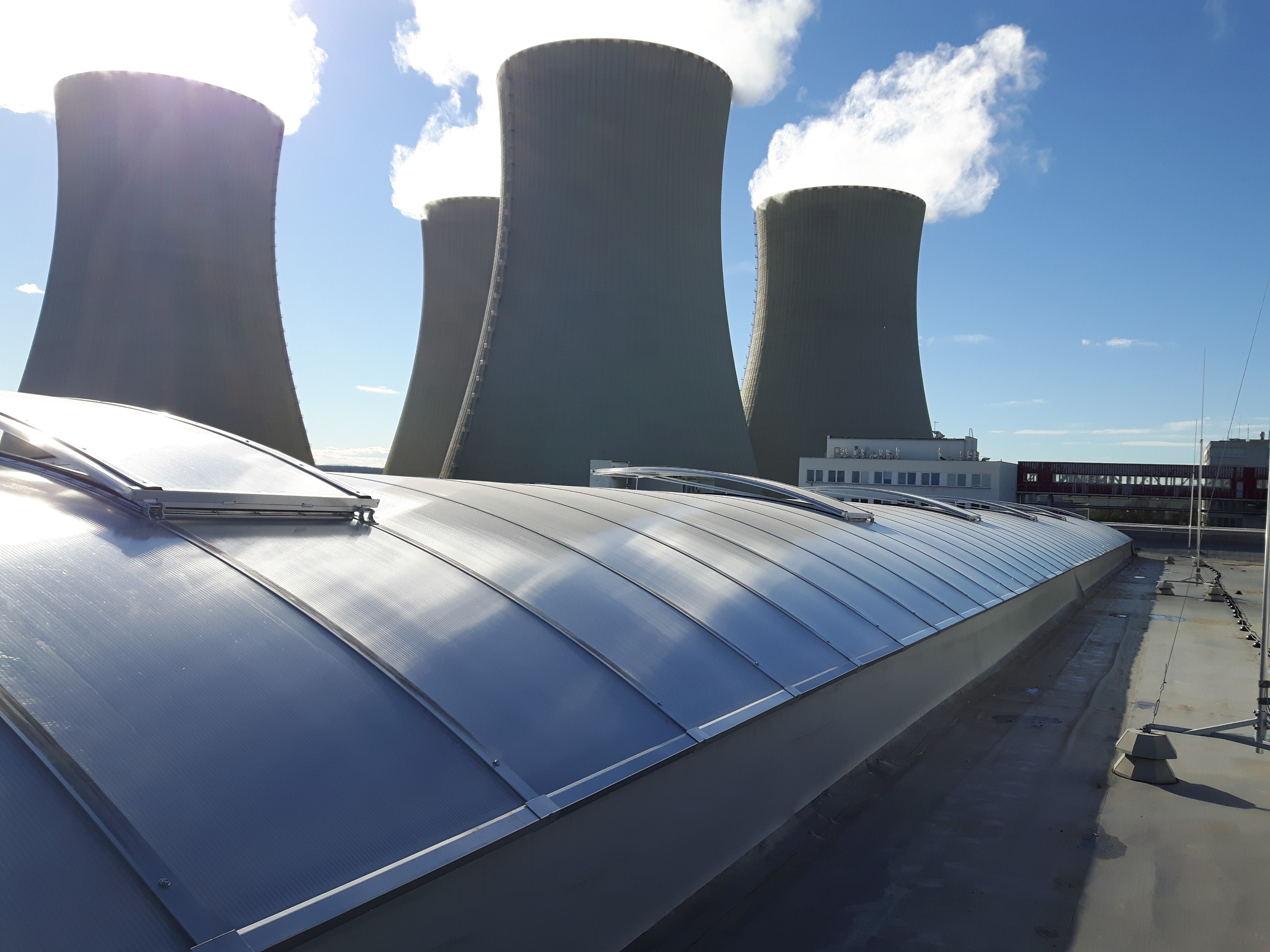 Jaderná elektrárna Temelín – revitalizace vstupní haly administrativní budovy - Byggearbejde