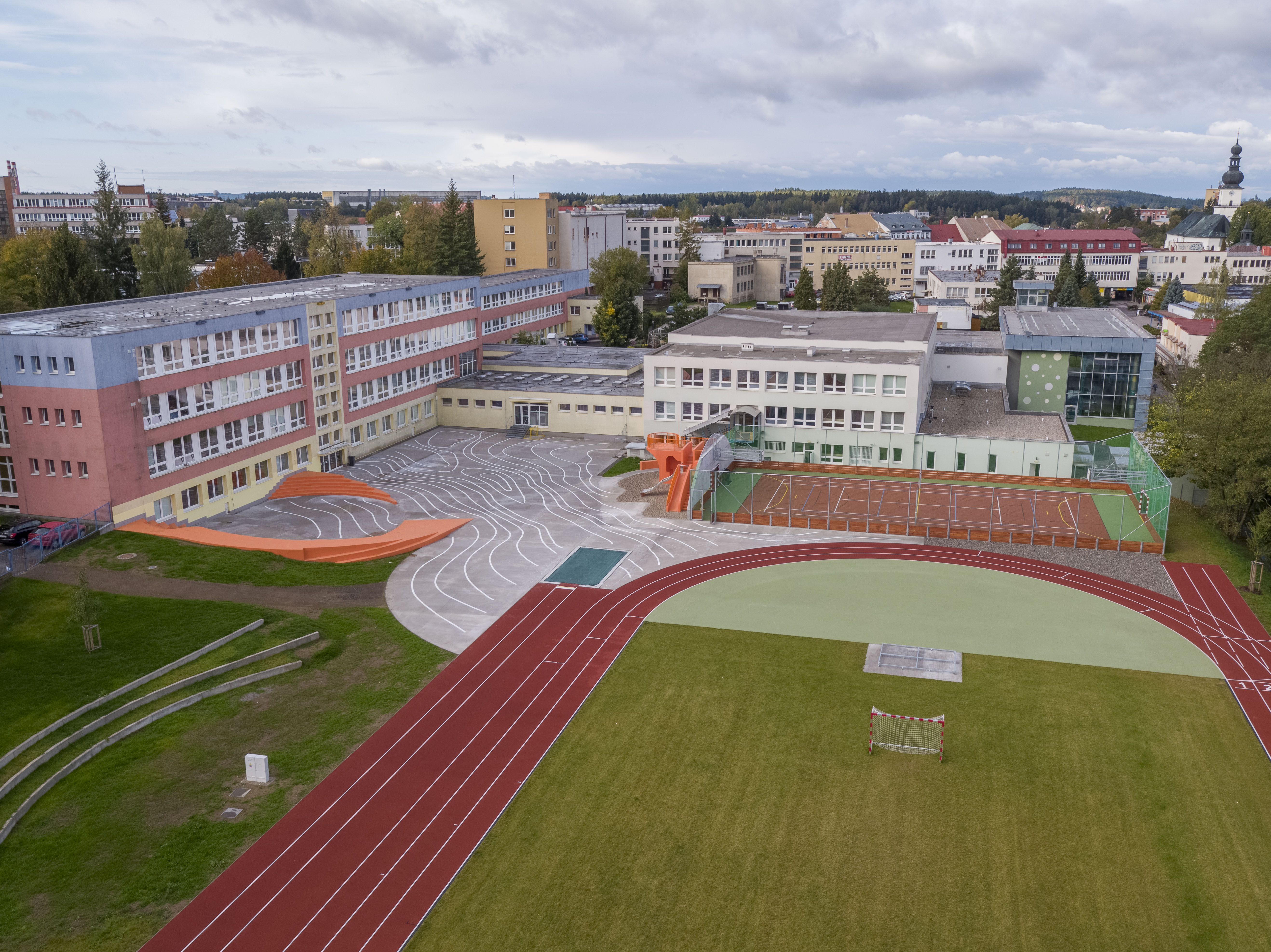 Žďár nad Sázavou – rekonstrukce sportovního areálu ZŠ Švermova - Special kompetencer