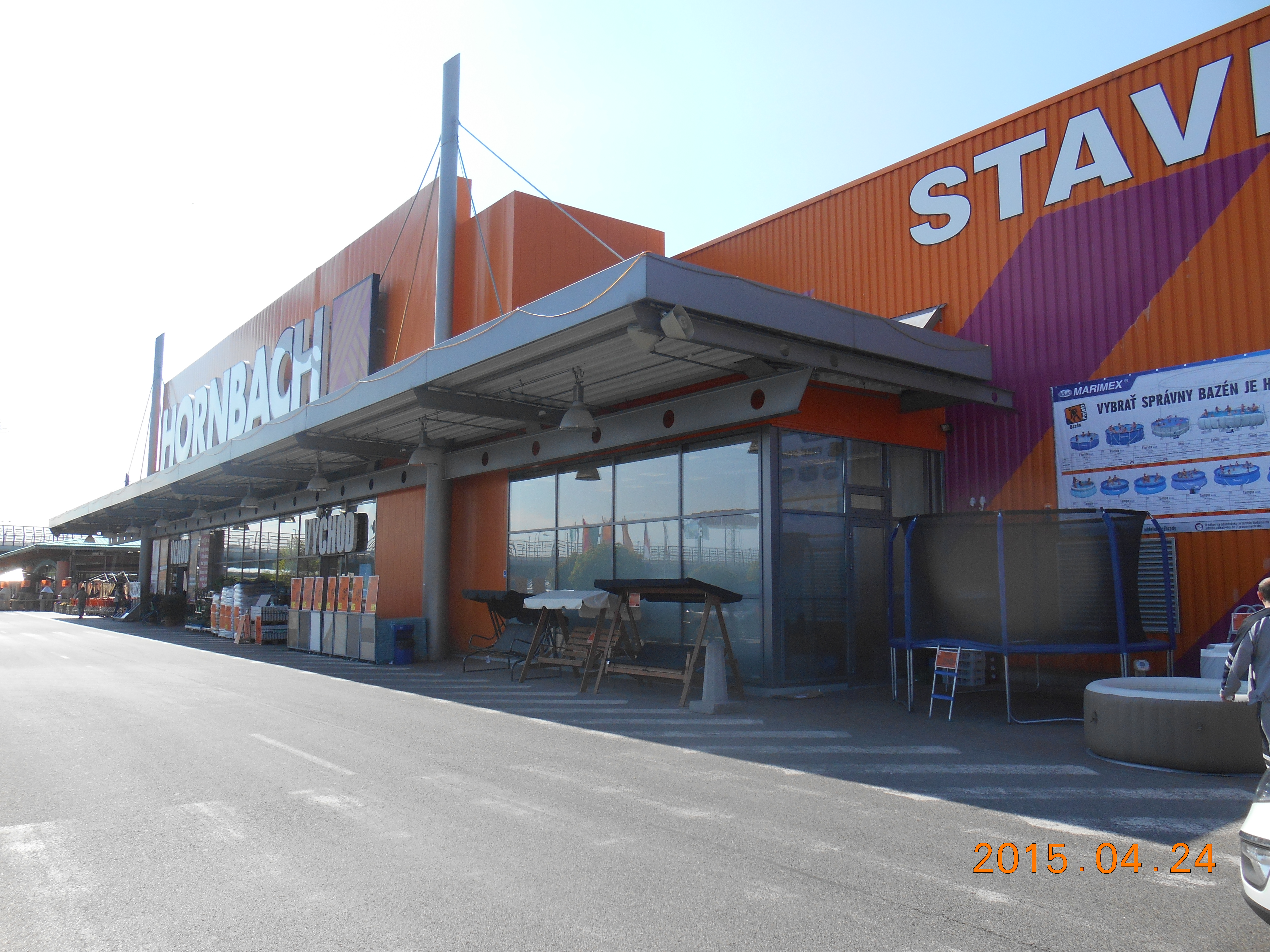 Hornbach Bratislava, Košice - prístavba pekární / obchodné centrá - Byggearbejde