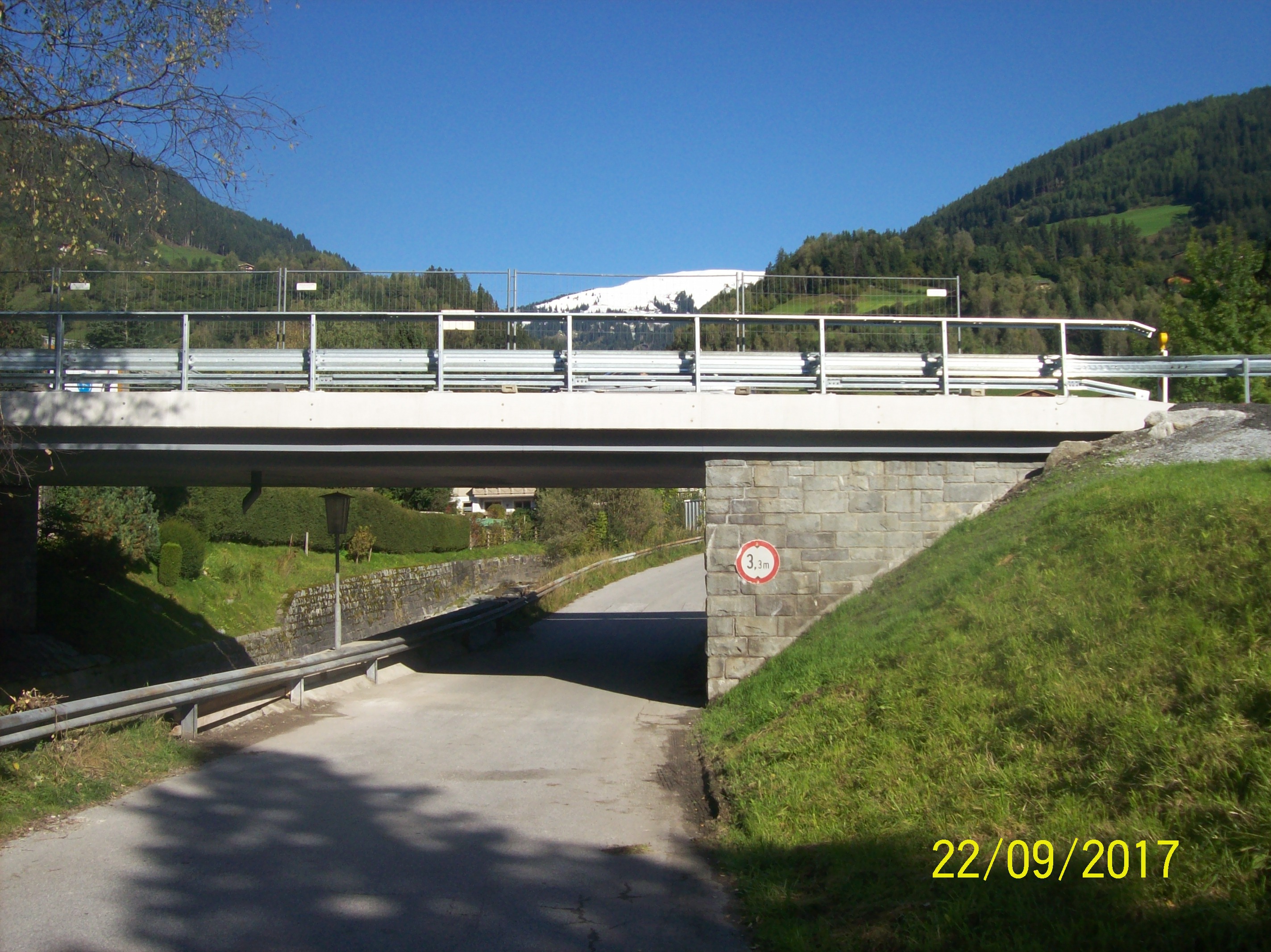 Mühlbachbrücken B165 in Mühlbach im Pinzgau - Vej- og brobyggeri