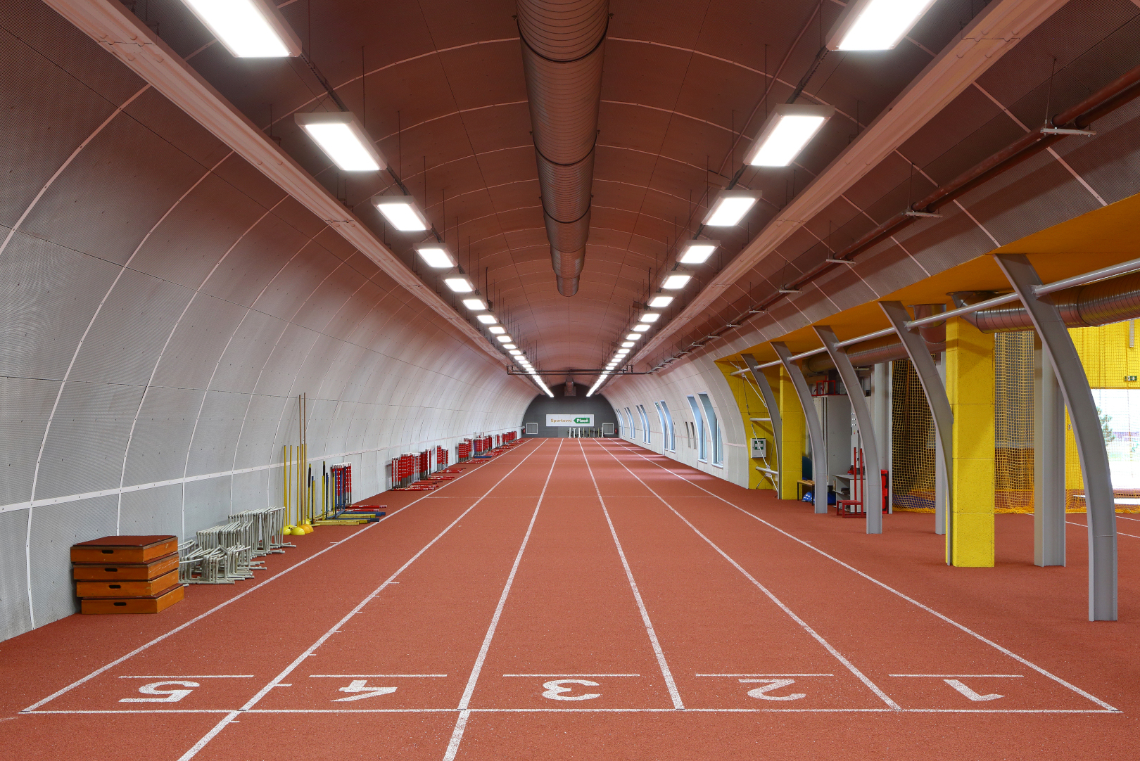 Plzeň, atletický stadion Skvrňany – rozšíření stávající rozcvičovny - Byggearbejde