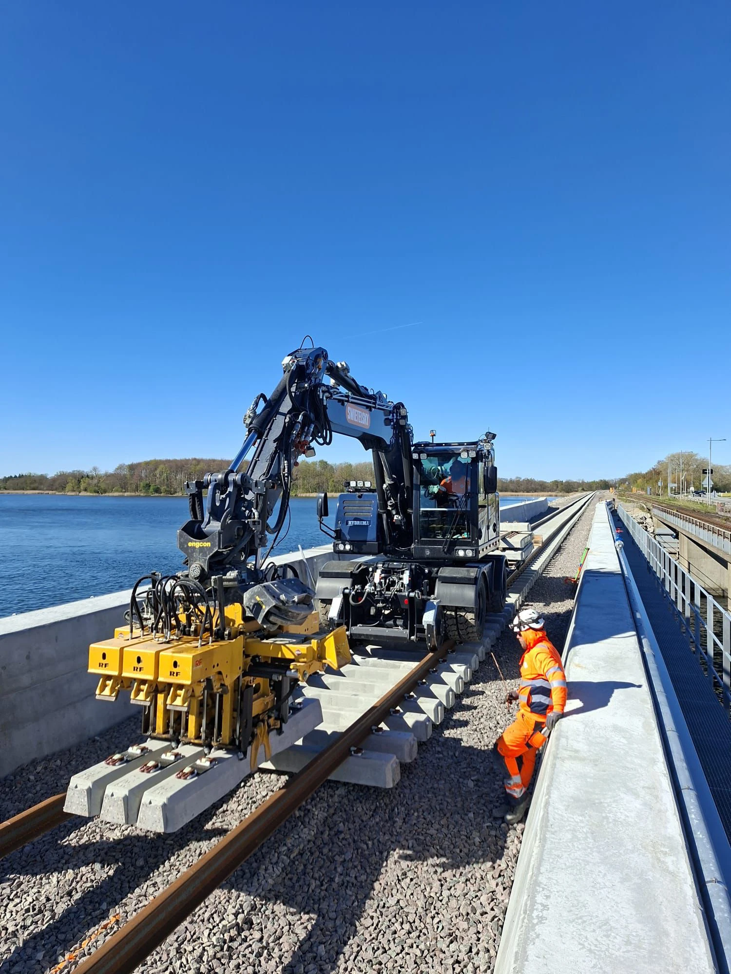 1A5f46ec 9Bae 4824 9650 20De37ffcf02