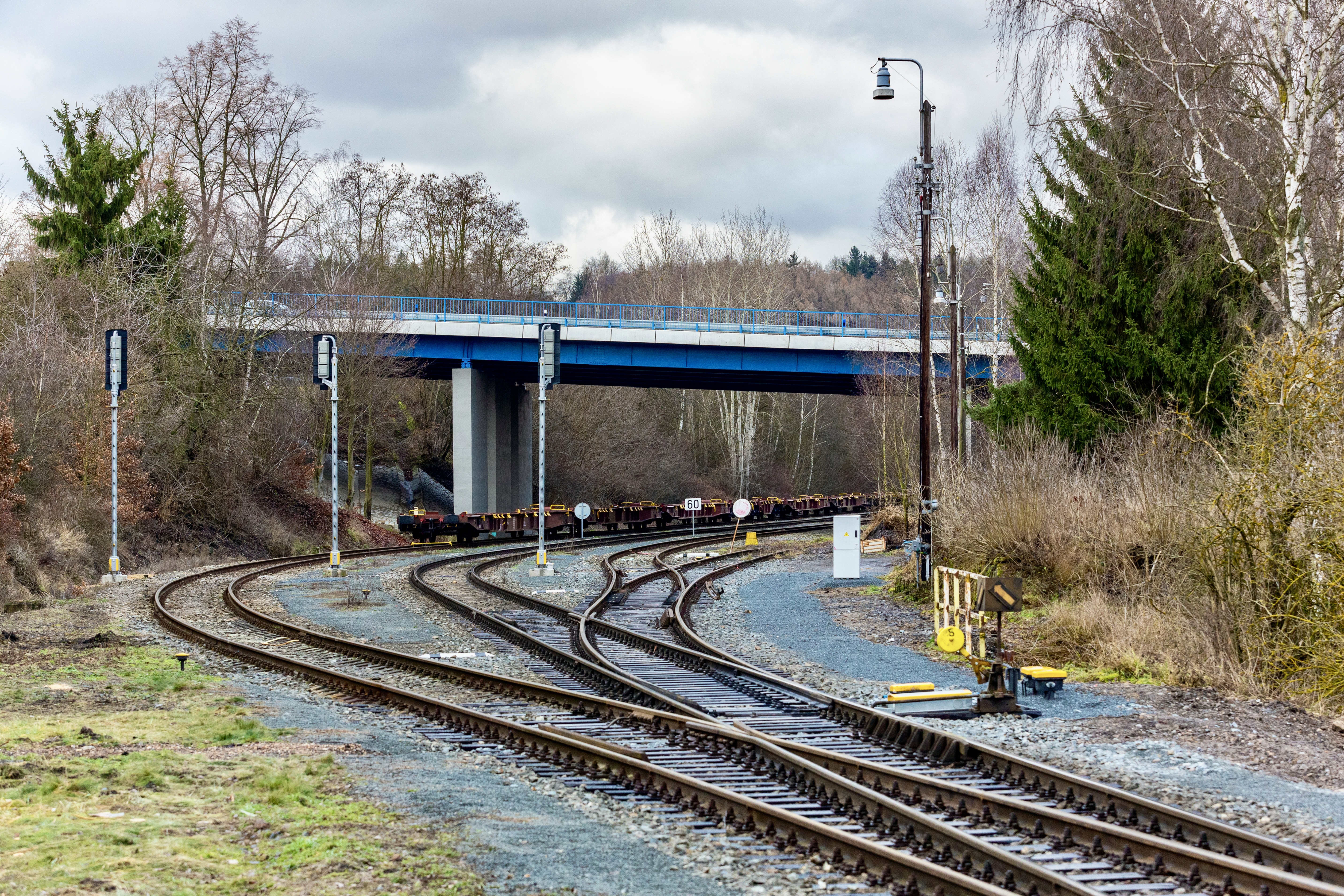 Silnice II/237, Nové Strašecí – oprava mostu nad tratí - Vej- og brobyggeri