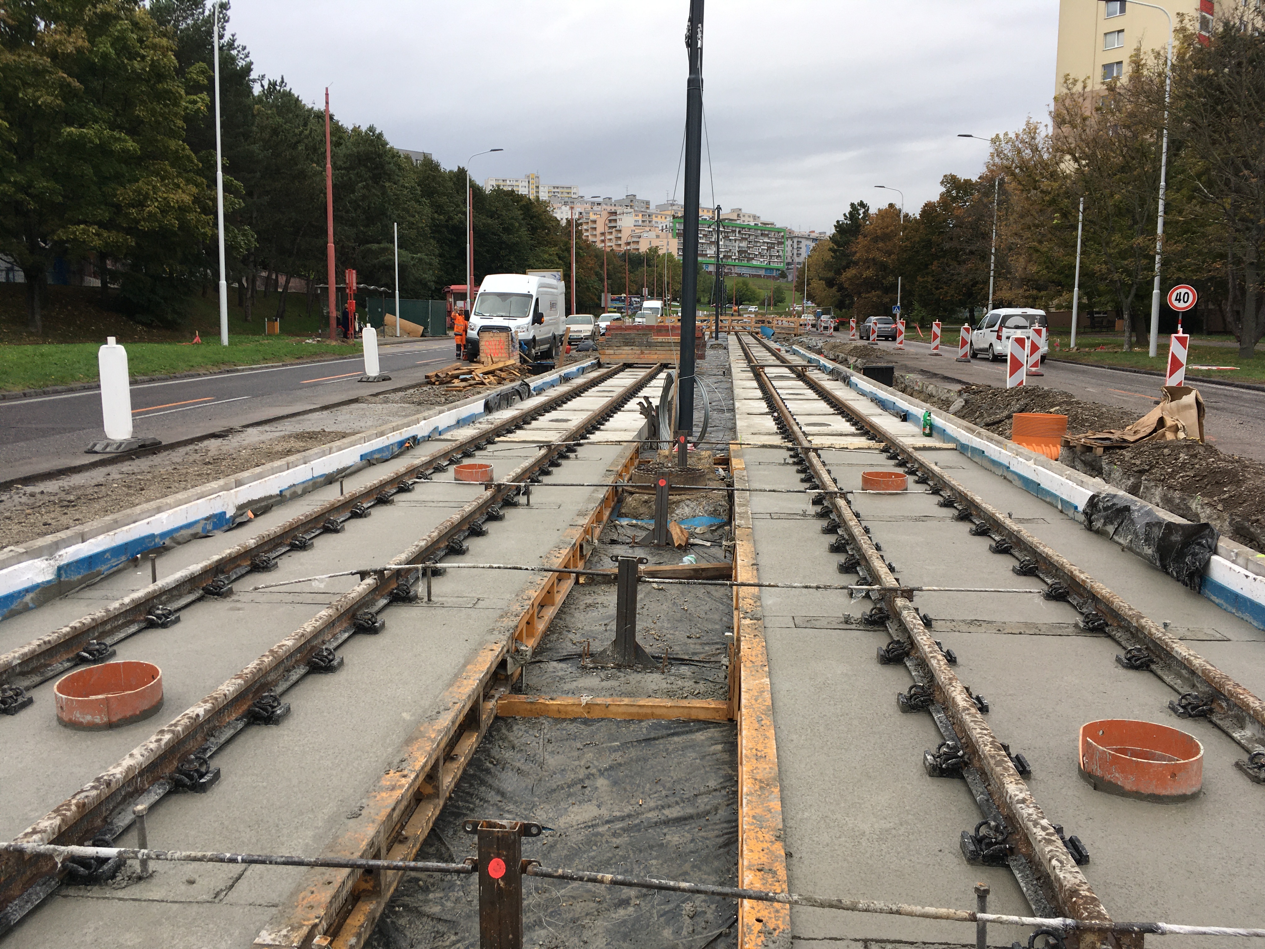 Tramvajová trať Dúbravsko – Karloveská radiála  - Jernbaner