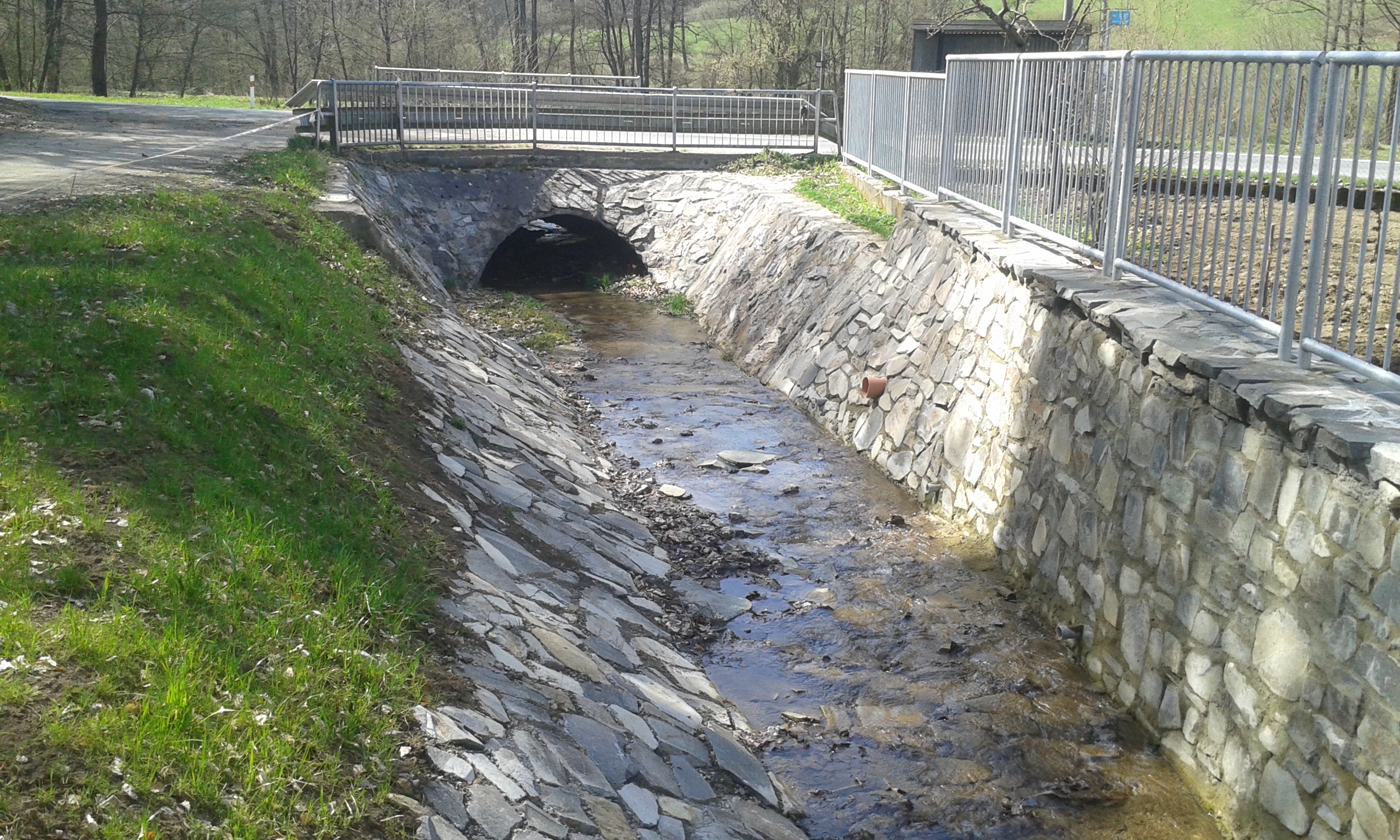 Žitná – Radiša, Rakovec, prehrádzka a stabilizácia koryta - Byggevirksomhed