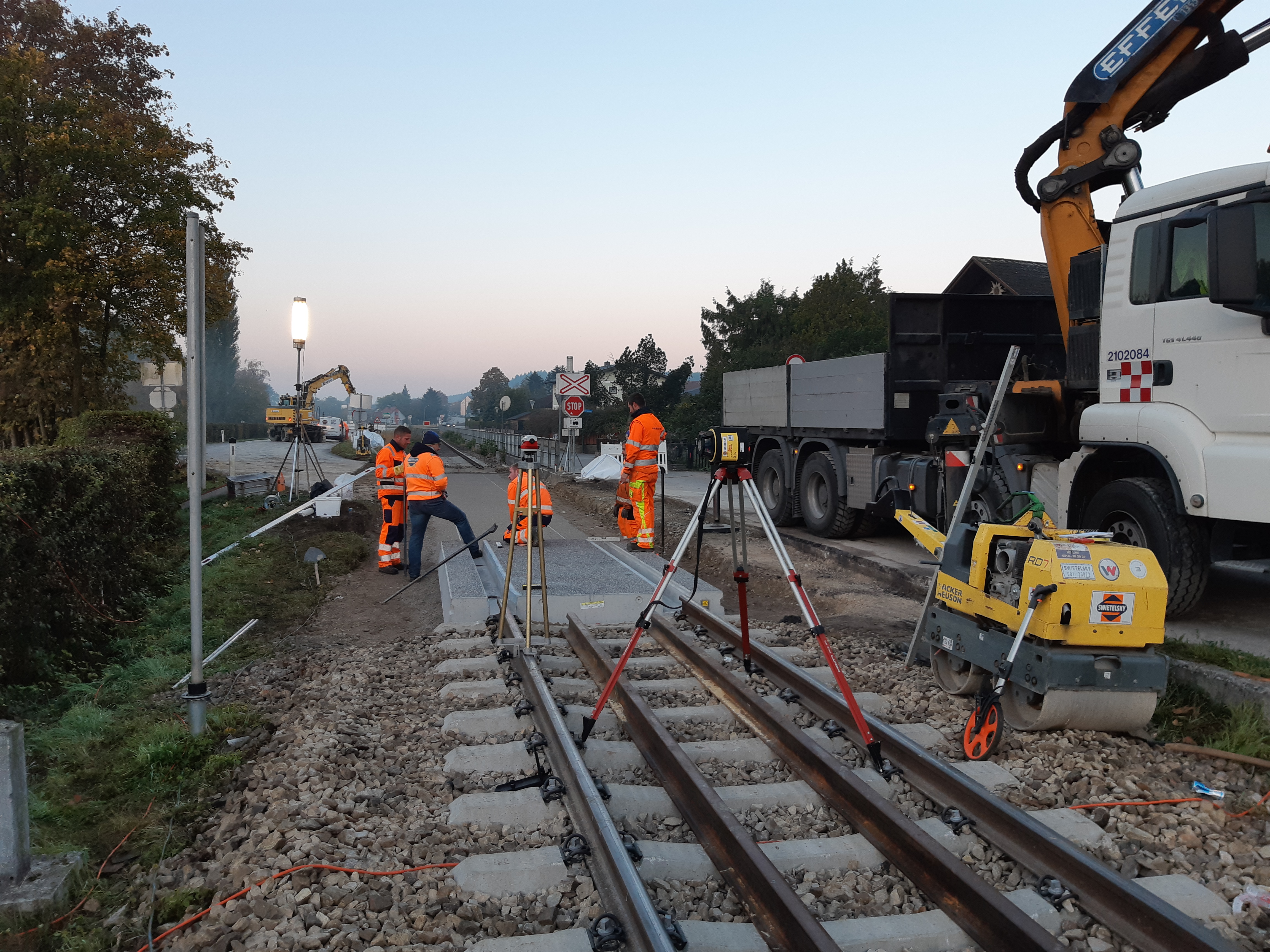 Erneuerung EK mit Gleistragplatten - Jernbaner