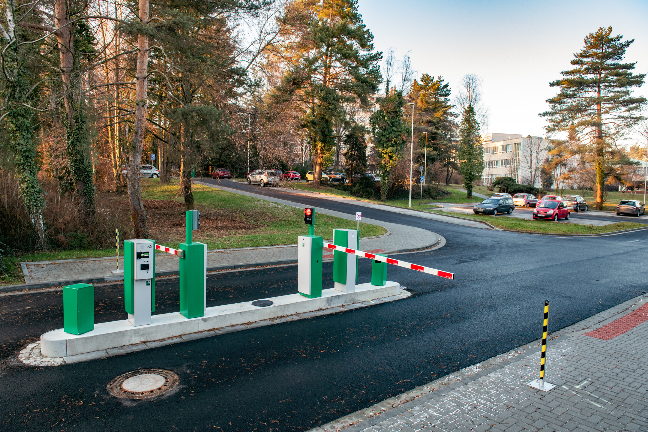 Olomouc – realizace parkoviště u Fakultní nemocnice Olomouc - Vej- og brobyggeri